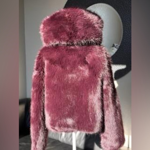 FREE PEOPLE LOUDER PLEASE faux fur jacket! size small NWT color Grape 🍇 GORGEOUS - Picture 8 of 13